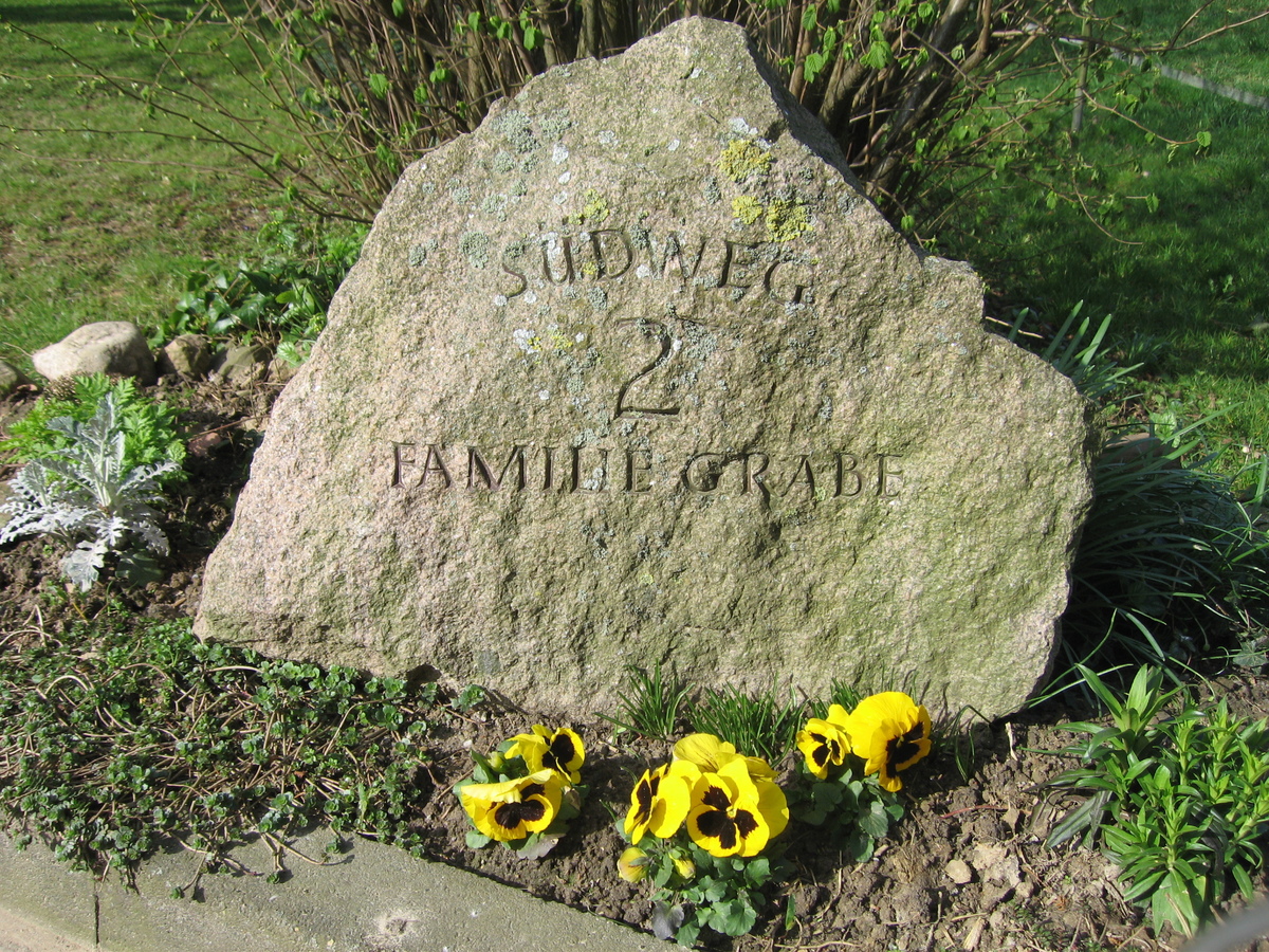 2597e5a5fdc5c85ae5c8009350e330f1_1200_1200_0