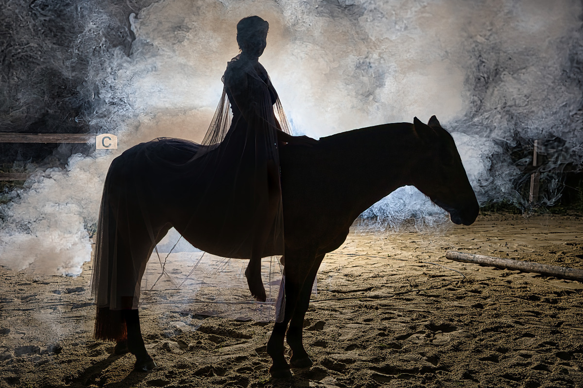 62cf383b75f4992073f839e103a3f6a6_1200_1200_0